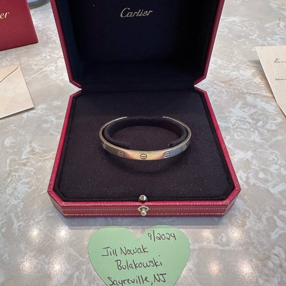 Cartier cuff LOVE bracelet yellow gold size 18 - Picture 8 of 12